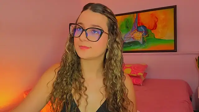 katiaa lovv online show from May 6, 2026, 3:27 pm
