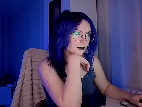 violet-siren-x online show from March 19, 2026, 10:48 am