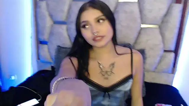 AnalyMilles online show from February 16, 2026, 3:38 am