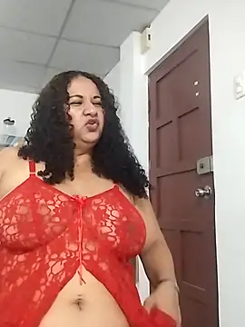 Snapshot of MEYBELLATINA chatting on February 11, 2026, 9:47 pm MEYBELLATINA online show from February 11, 2026, 9:47 pm