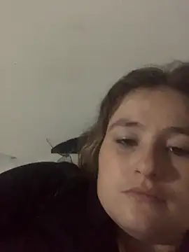 Snapshot of BuzzBunni69 chatting on November 6, 2025, 8:51 am BuzzBunni69 online show from November 6, 2025, 8:51 am