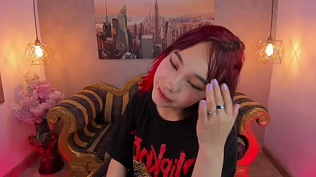 Snapshot of Megane_whitte chatting on October 10, 2025, 3:29 am Megane whitte online show from October 10, 2025, 3:29 am