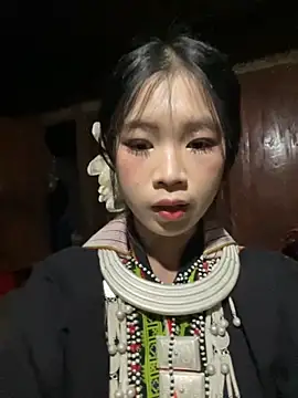 Snapshot of -mayhan11 chatting on November 27, 2025, 12:05 pm -mayhan11 online show from November 27, 2025, 12:05 pm