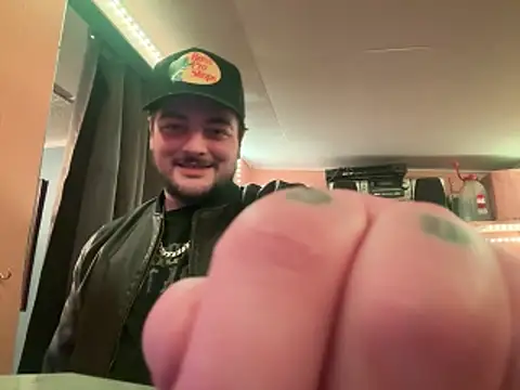 latenightguy online show from February 15, 2026, 9:08 am