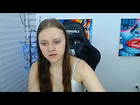 Snapshot of ArinaBelle chatting on December 14, 2025, 12:17 am ArinaBelle online show from December 14, 2025, 12:17 am