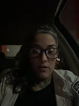 Snapshot of inkdmagz chatting on September 26, 2025, 5:03 am inkdmagz online show from September 26, 2025, 5:03 am