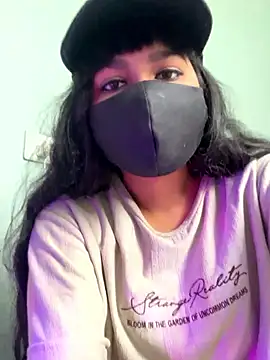 Snapshot of Lisa_afreen chatting on October 9, 2025, 3:29 am Lisa afreen online show from October 9, 2025, 3:29 am