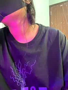 Snapshot of Lisa_afreen chatting on October 11, 2025, 6:20 pm Lisa afreen online show from October 11, 2025, 6:20 pm