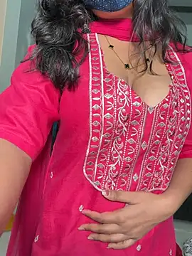 Snapshot of Lisa_afreen chatting on July 28, 2026, 11:17 am Lisa afreen online show from July 28, 2026, 11:17 am