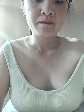 Snapshot of Paul-paul11 chatting on October 28, 2025, 11:14 pm Paul-paul11 online show from October 28, 2025, 11:14 pm