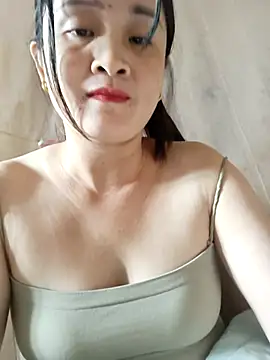 Snapshot of Paul-paul11 chatting on November 2, 2025, 2:27 am Paul-paul11 online show from November 2, 2025, 2:27 am