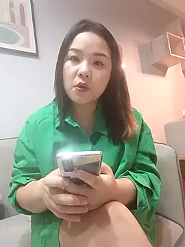 xiangyu0001 online show from October 7, 2025, 1:01 pm