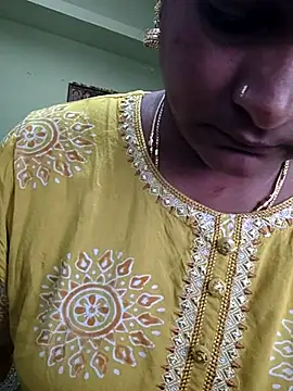 navyasree143 online show from December 4, 2025, 4:55 am