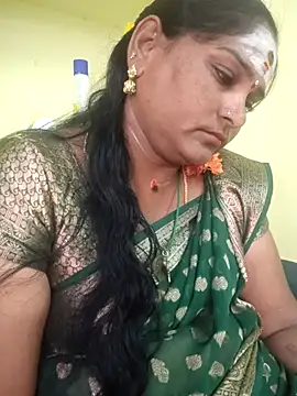 navyasree143 online show from April 21, 2026, 4:41 am