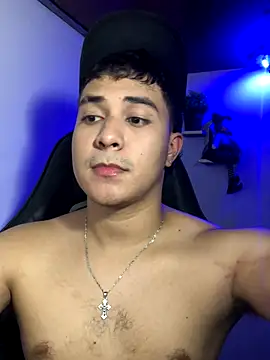 Snapshot of loki32men chatting on October 23, 2025, 4:00 am loki32men online show from October 23, 2025, 4:00 am