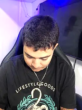 Snapshot of loki32men chatting on October 6, 2025, 7:36 pm loki32men online show from October 6, 2025, 7:36 pm