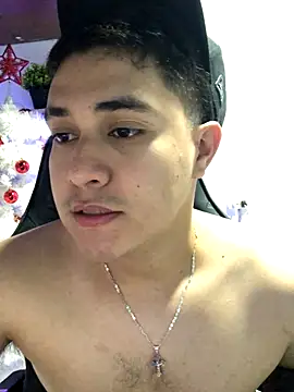 Snapshot of loki32men chatting on November 11, 2025, 3:51 pm loki32men online show from November 11, 2025, 3:51 pm