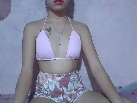 Snapshot of SweetPussie18x chatting on June 30, 2026, 1:16 am SweetPussie18x online show from June 30, 2026, 1:16 am