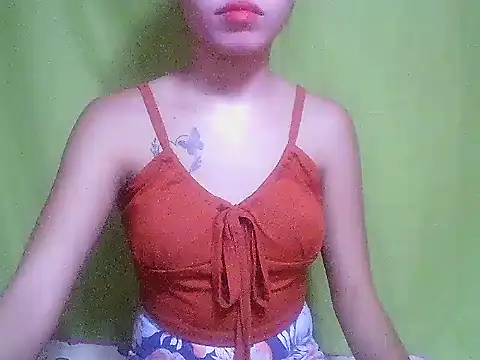 Snapshot of SweetPussie18x chatting on November 27, 2025, 2:23 am SweetPussie18x online show from November 27, 2025, 2:23 am