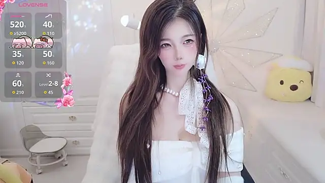 Snapshot of Coco-Di chatting on October 13, 2025, 1:18 am Coco-Di online show from October 13, 2025, 1:18 am