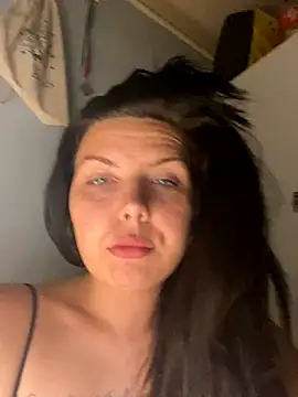 Snapshot of Sofiaprincesspussy chatting on October 18, 2025, 7:05 pm Sofiaprincesspussy online show from October 18, 2025, 7:05 pm