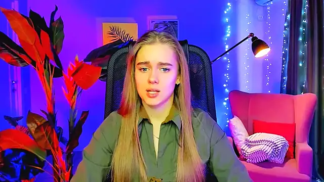 JuneWoods online show from February 23, 2026, 9:21 am