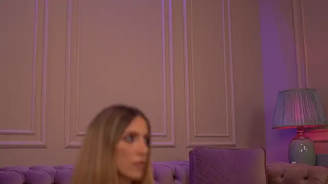 EllaBlake online show from October 14, 2025, 4:13 am