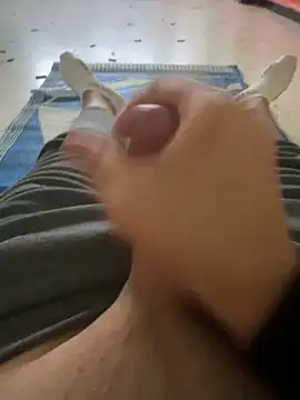 Snapshot of 0Mid00 chatting on October 13, 2025, 9:11 am 0Mid00 online show from October 13, 2025, 9:11 am