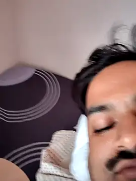 Snapshot of desiyouth94 chatting on November 23, 2025, 4:11 am desiyouth94 online show from November 23, 2025, 4:11 am