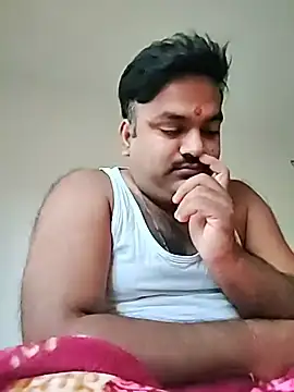 Snapshot of desiyouth94 chatting on November 28, 2025, 10:37 am desiyouth94 online show from November 28, 2025, 10:37 am