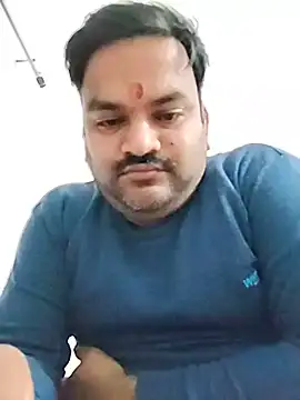 Snapshot of desiyouth94 chatting on November 27, 2025, 1:00 pm desiyouth94 online show from November 27, 2025, 1:00 pm