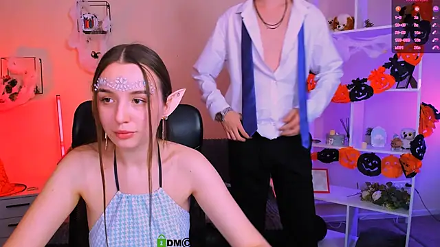 Snapshot of leslie_bird chatting on October 31, 2025, 9:06 am leslie bird online show from October 31, 2025, 9:06 am