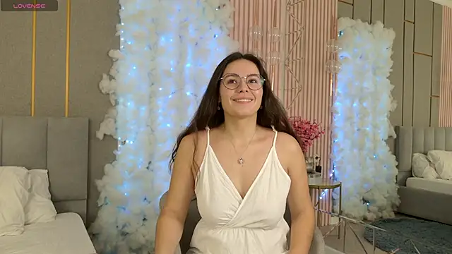 Snapshot of GabiBatista chatting on October 15, 2025, 5:06 am GabiBatista online show from October 15, 2025, 5:06 am