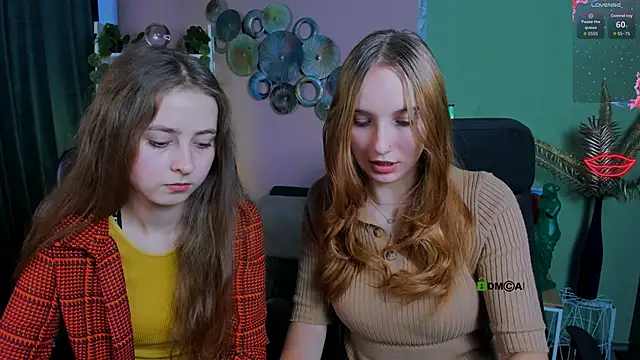 Snapshot of rebecca_smile chatting on October 14, 2025, 12:50 pm rebecca smile online show from October 14, 2025, 12:50 pm