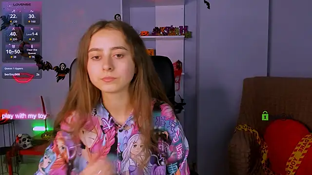 Snapshot of rebecca_smile chatting on October 20, 2025, 12:17 pm rebecca smile online show from October 20, 2025, 12:17 pm