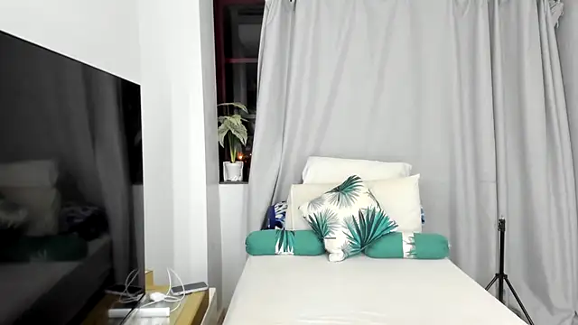 ConnieSmall24 online show from December 15, 2025, 9:20 pm