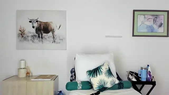 Snapshot of ConnieSmall24 chatting on March 13, 2026, 8:25 pm ConnieSmall24 online show from March 13, 2026, 8:25 pm