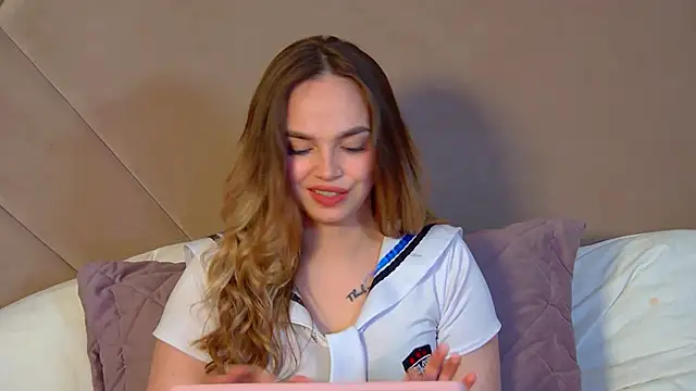 Snapshot of AnitaVenture chatting on May 9, 2026, 4:21 pm AnitaVenture online show from May 9, 2026, 4:21 pm