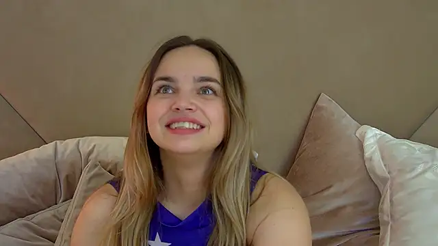 AnitaVenture online show from October 9, 2025, 4:51 pm