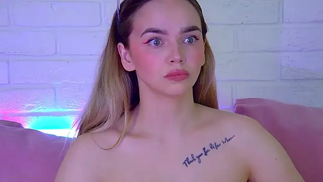 Snapshot of AnitaVenture chatting on March 14, 2026, 5:08 pm AnitaVenture online show from March 14, 2026, 5:08 pm