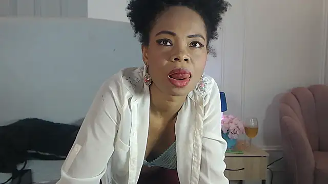 Snapshot of ChantalGarner chatting on June 11, 2026, 1:19 pm ChantalGarner online show from June 11, 2026, 1:19 pm