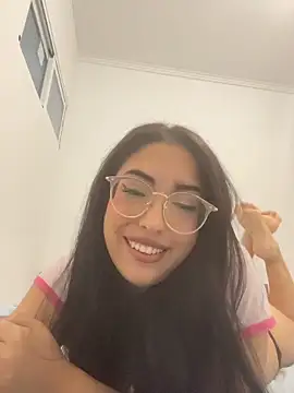 Snapshot of Lana18_lee1 chatting on November 18, 2025, 3:15 pm Lana18 lee1 online show from November 18, 2025, 3:15 pm