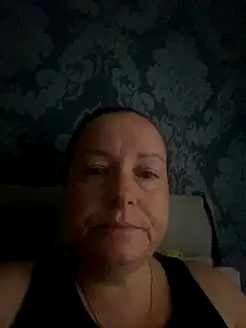 Curvey-Carman40X online show from October 7, 2025, 8:48 am