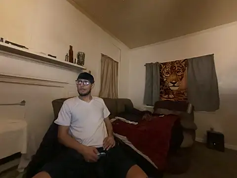 Snapshot of ThrowedWorldWide chatting on February 16, 2026, 3:38 am ThrowedWorldWide online show from February 16, 2026, 3:38 am