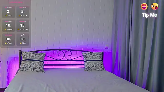 Snapshot of KariDollar chatting on October 19, 2025, 6:38 am KariDollar online show from October 19, 2025, 6:38 am