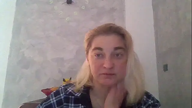 GoldenAngelMilf online show from April 1, 2026, 1:41 pm