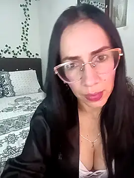 YaraDuartee online show from March 6, 2026, 12:05 am