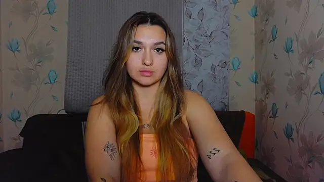 Snapshot of YourEmily_xx chatting on October 3, 2025, 7:26 pm YourEmily xx online show from October 3, 2025, 7:26 pm