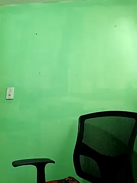 Snapshot of VANESSA__01 chatting on November 30, 2025, 3:57 pm VANESSA 01 online show from November 30, 2025, 3:57 pm