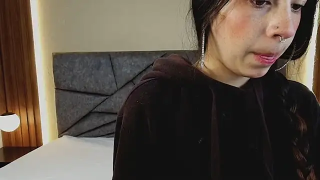 Snapshot of GabySweett_ chatting on March 25, 2026, 1:54 pm GabySweett online show from March 25, 2026, 1:54 pm